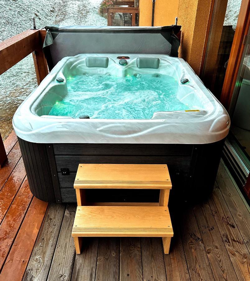 Chalet Jasna Wellness Apartment Saskia Jacuzzi & Sauna Demanovska Dolina Exterior photo