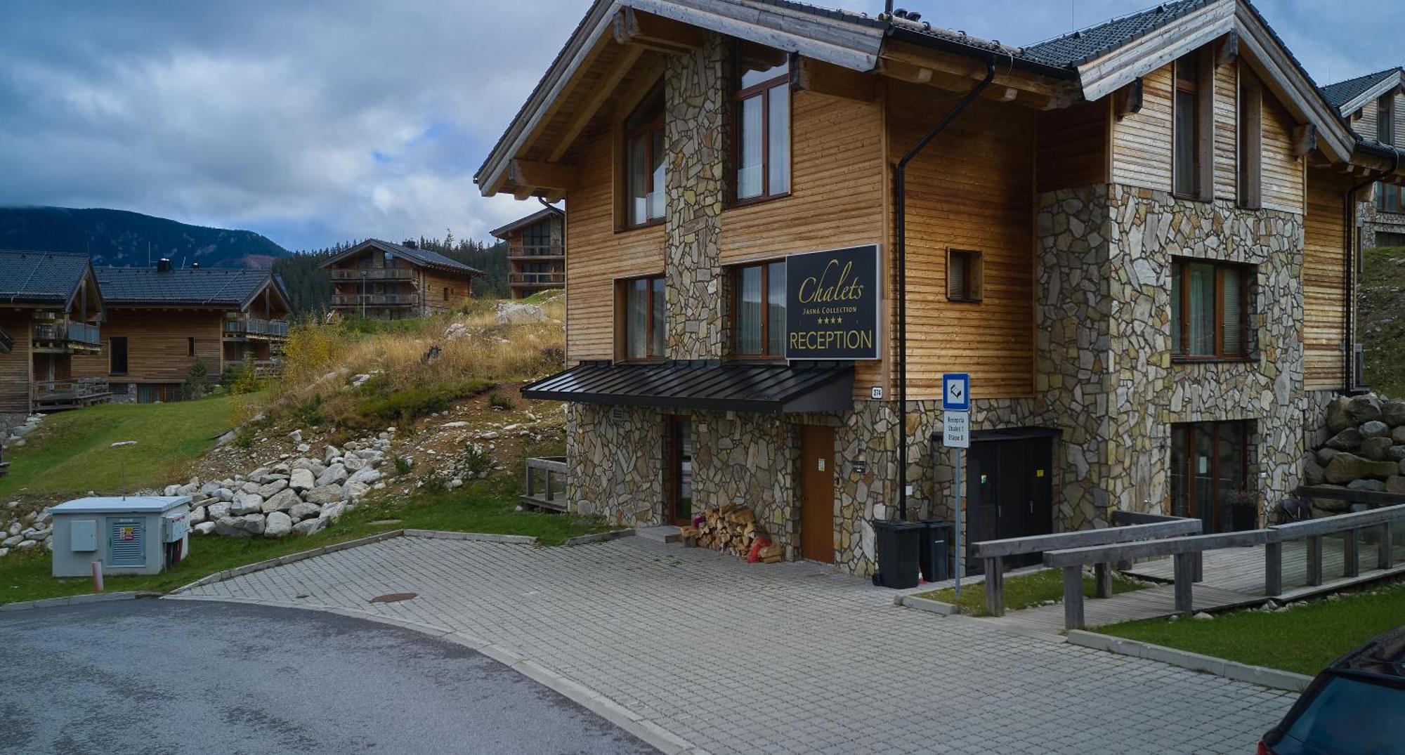Chalet Jasna Wellness Apartment Saskia Jacuzzi & Sauna Demanovska Dolina Exterior photo